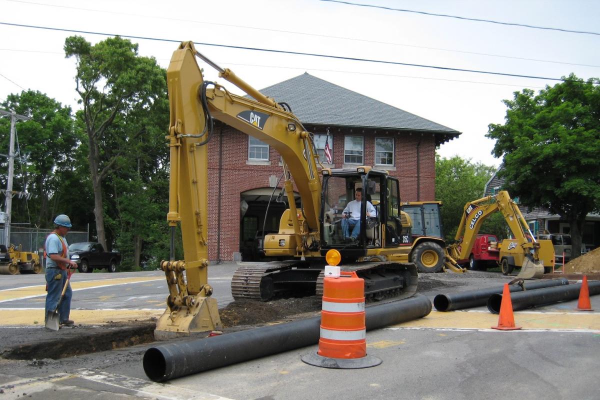 Spooner Street Water Main Construction
